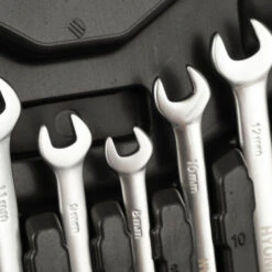 Hyundai Gereedschapset 61-delig -Thuisgereedschap Winkel 59656 6.jpg 1200x600 14175ebc88