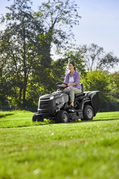 Alpina Benzine Tuintraktor AT4 84 HA 10 Alpina Benzine Tuintraktor AT4 84 HA - Afbeelding 8