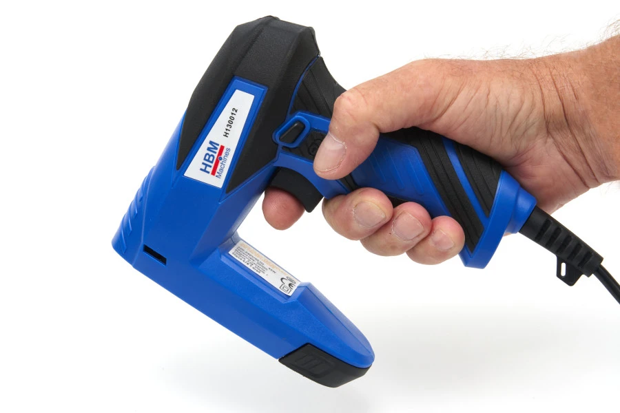 HBM Electrische Tacker, Incl. 400 Nieten En 100 Spijkers 4 HBM Electrische Tacker, Incl. 400 Nieten En 100 Spijkers - Afbeelding 2