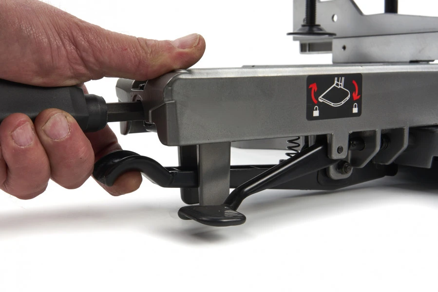 HiKOKI C8FSHG WAZ 1100 Watt Radiaalzaag, Afkortzaag, Trekzaag 14 HiKOKI C8FSHG WAZ 1100 Watt Radiaalzaag, Afkortzaag, Trekzaag - Afbeelding 12